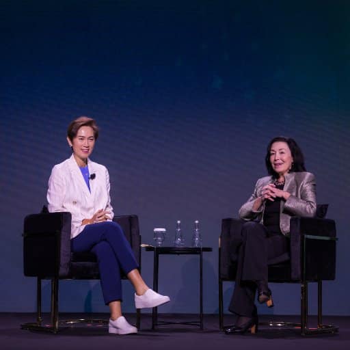 Singapore’s Minister Mrs Josephine Teo Discusses Digital Transformation and Women’s Leadership with Oracle’s CEO Safra Catz